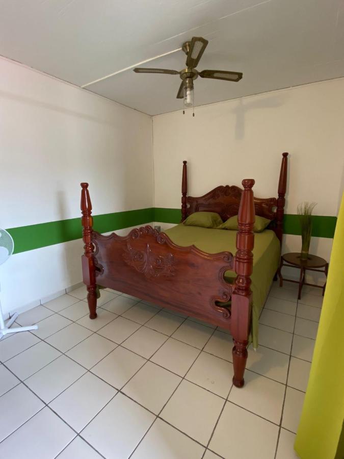 Tranquillite Vert بوانت-نوار المظهر الخارجي الصورة